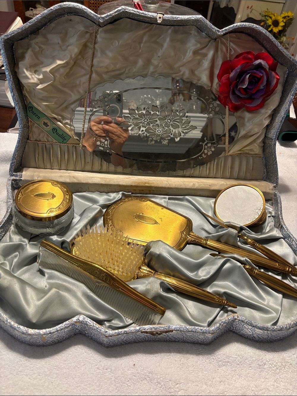 Queen Quality Vintage Vanity Case Blue & Gold